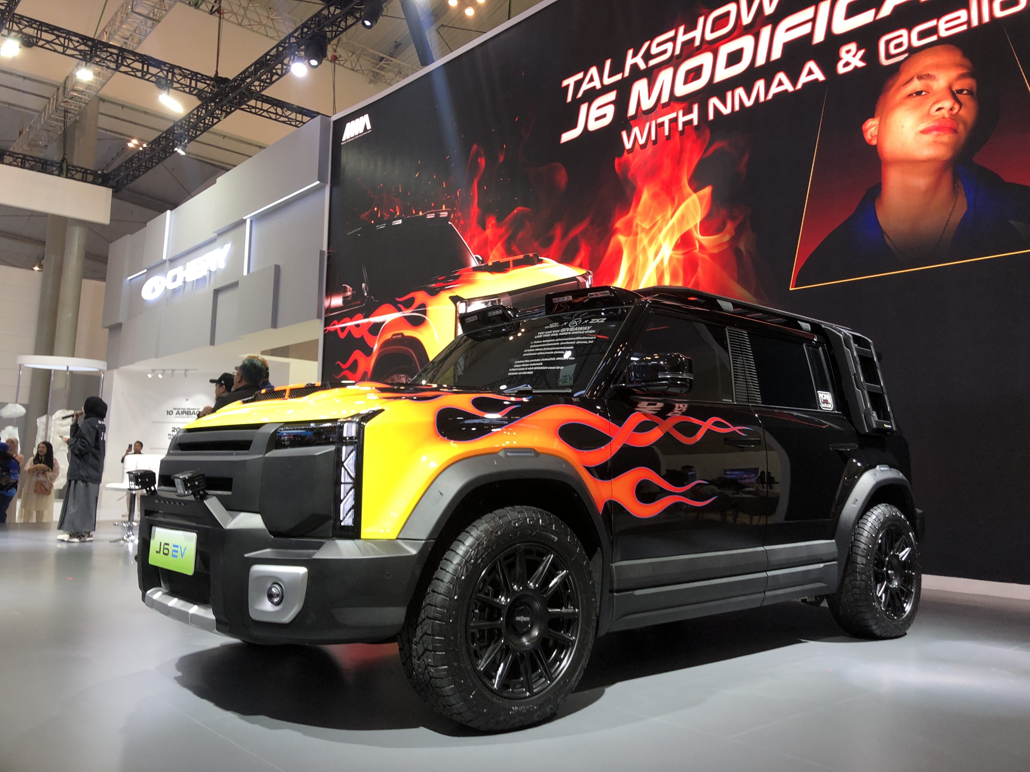 Chery J6 Modifikasi Cellos Mejeng di GIIAS 2025, Siap Jadi Super Giveaway IMX 2025