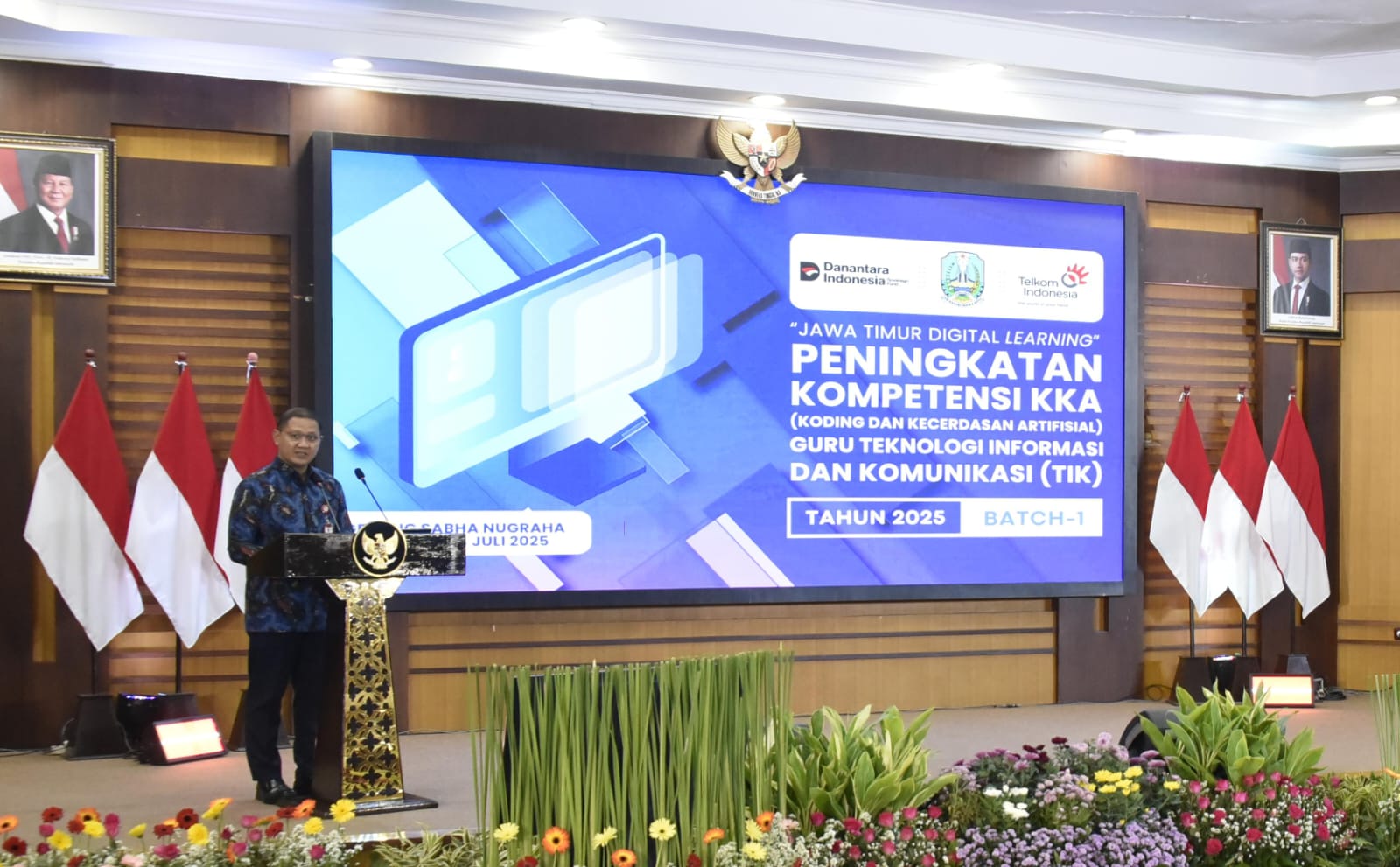 300 Guru TIK Jatim Dapat Pelatihan AI dan Koding dari Telkom