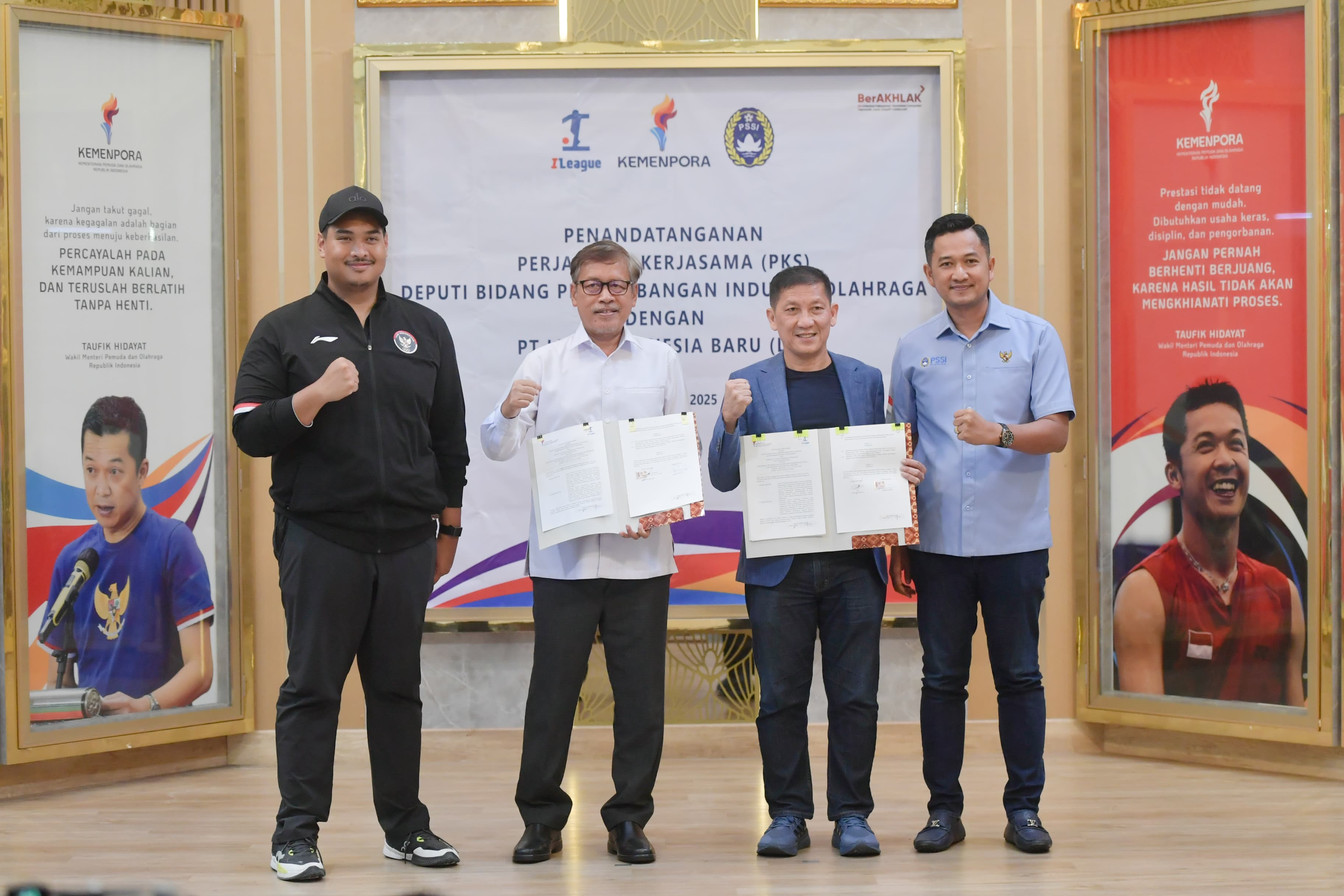 Kemenpora dan I League Kerja Sama Edukasi Suporter Sepak Bola