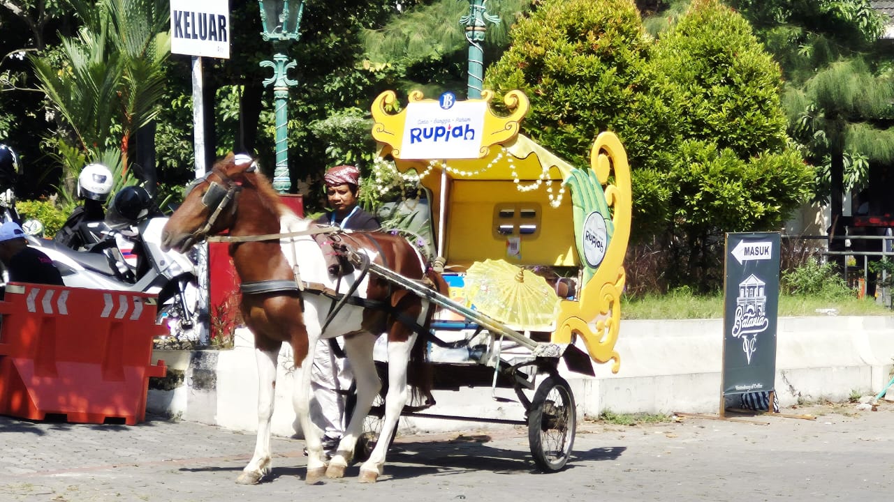 Bank Indonesia Luncurkan QRIS untuk Bendi dan Becak Lampu di Solo