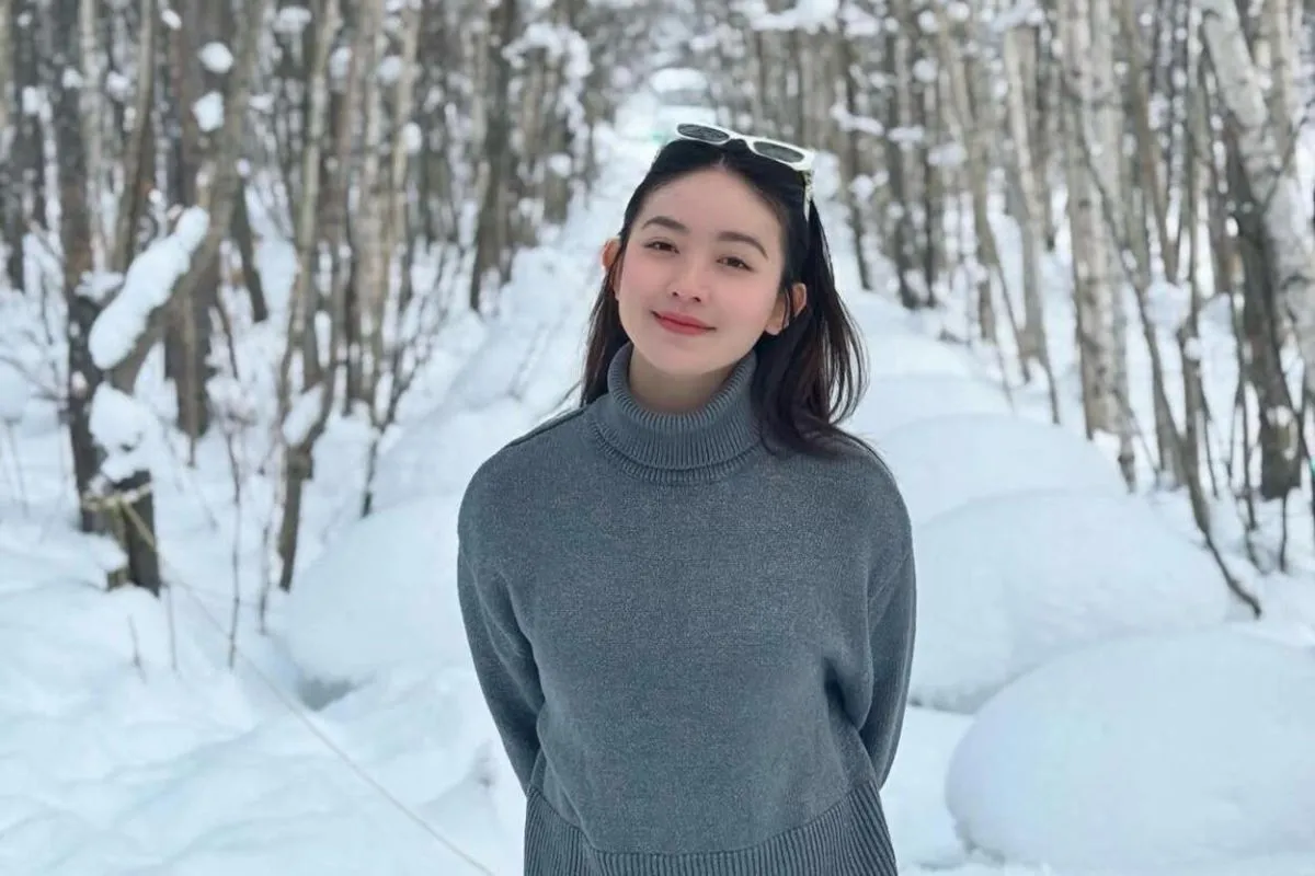 Cara Natasha Wilona Hadapi Kulit Wajah Breakout